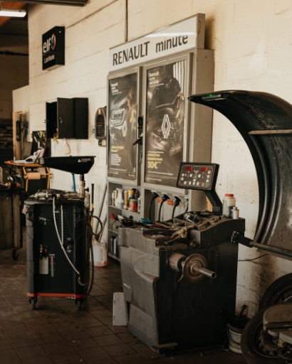 Centre Automobile Flechois Garage Auto Carrosserie La Fleche Renault Minute